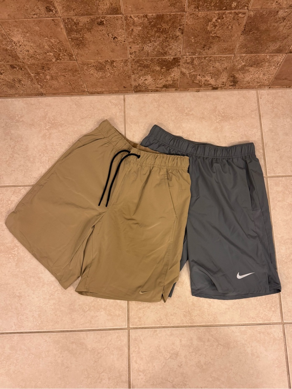 Nike Men’s Athletic Shorts in Khaki and Gray